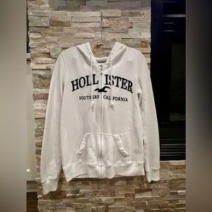 Hollister women’s size small hoodie sweatshirt.